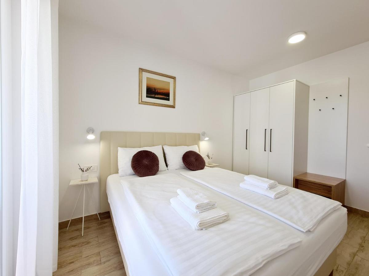 Orkula Apartments ปาชมาน ภายนอก รูปภาพ