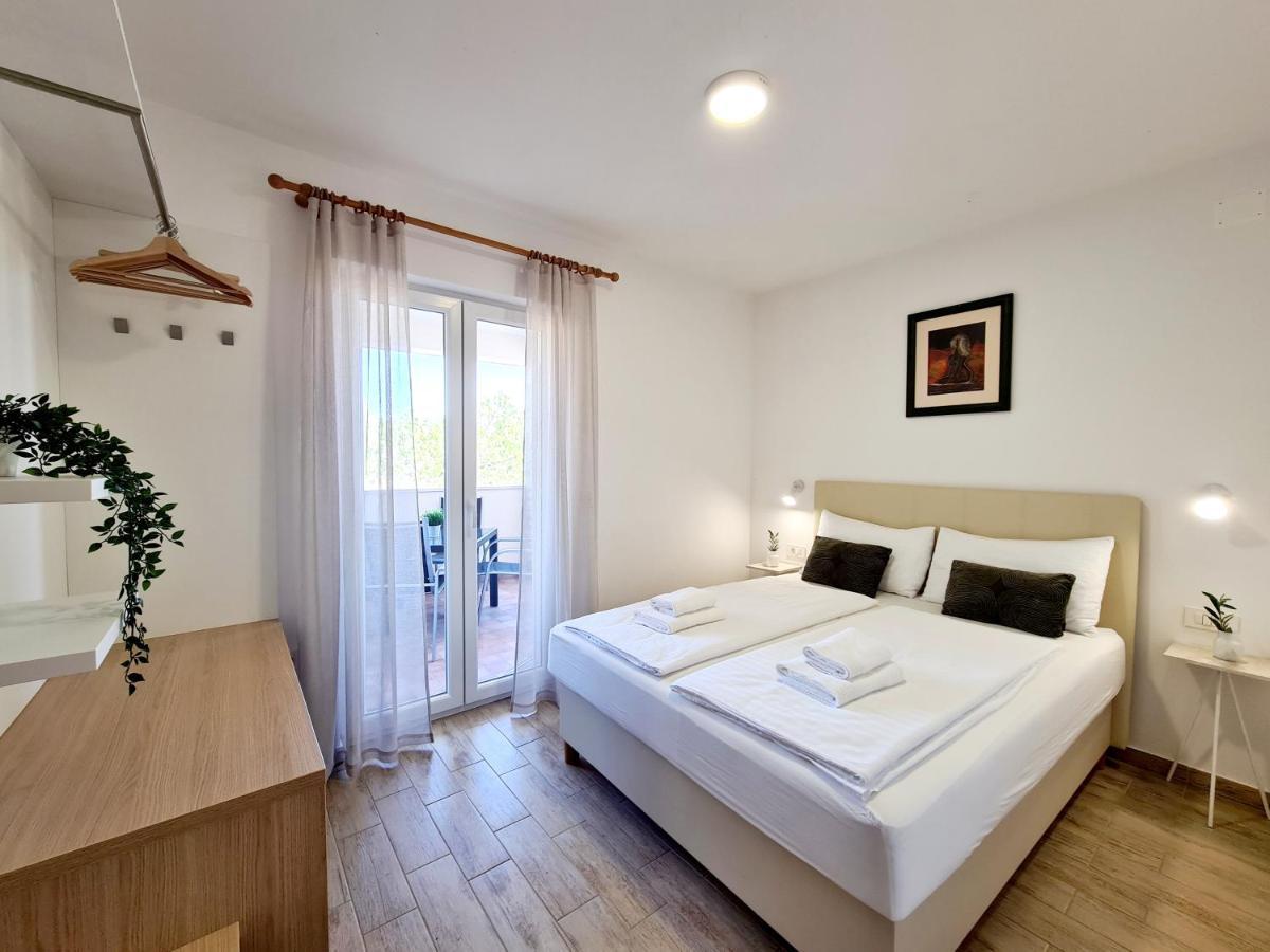 Orkula Apartments ปาชมาน ภายนอก รูปภาพ