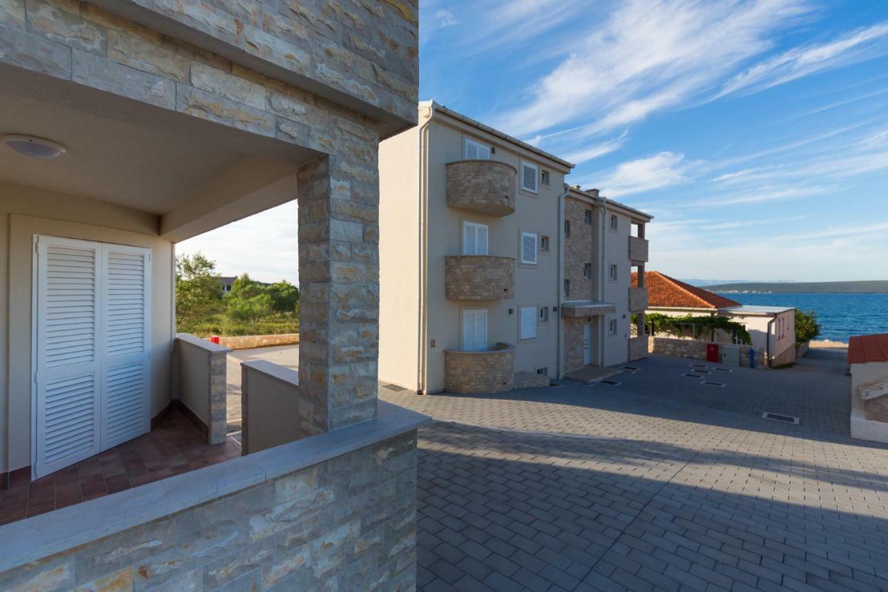 Orkula Apartments ปาชมาน ภายนอก รูปภาพ