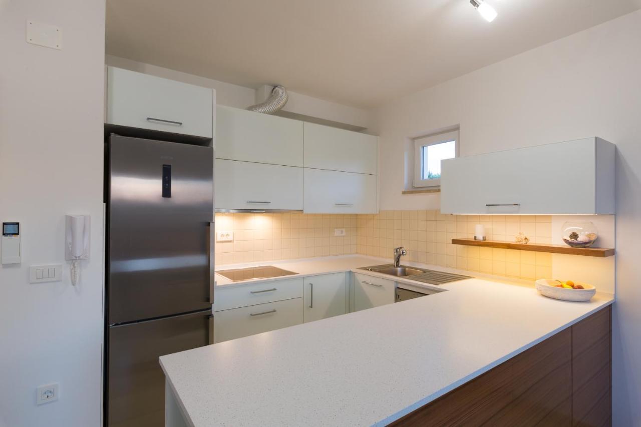 Orkula Apartments ปาชมาน ภายนอก รูปภาพ