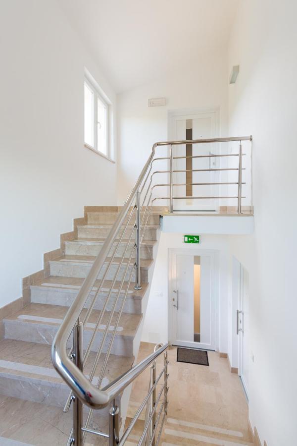 Orkula Apartments ปาชมาน ภายนอก รูปภาพ